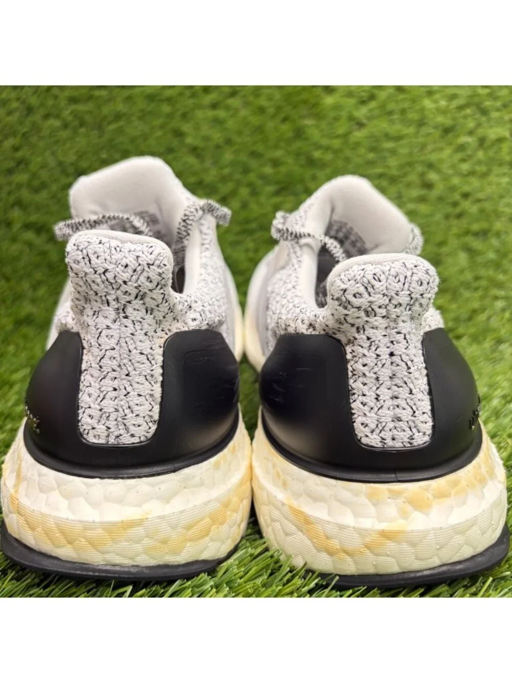 Adidas UltraBoost 5.0 DNA Womens Size 6.5 White Black Running Shoes Sneakers